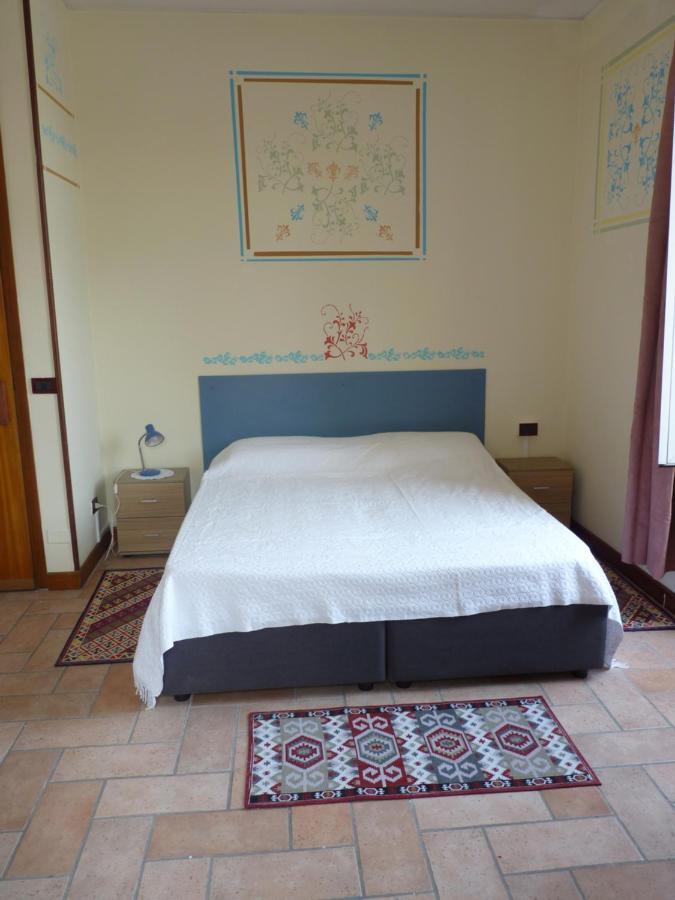 Appartamento Palazzo Del Provveditore Vista Lago Desenzano del Garda Buitenkant foto